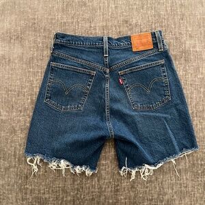Levi’s hi rise shorts